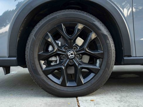 Used 2025 Honda HR-V Sport image 14