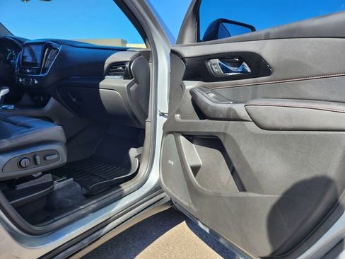 Certified 2023 Chevrolet Traverse RS image 26