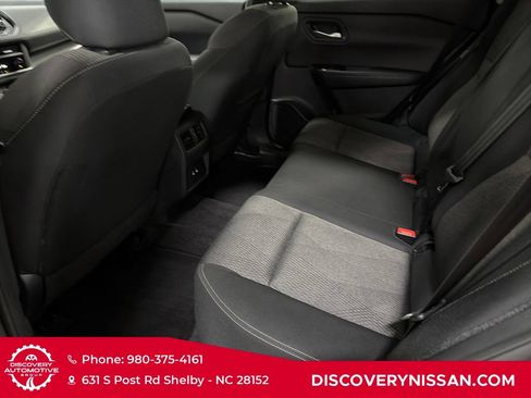 Certified 2025 Nissan Rogue SV AWD/4WD image 28