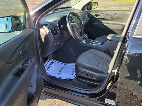 Used 2024 Chevrolet Equinox LT image 18