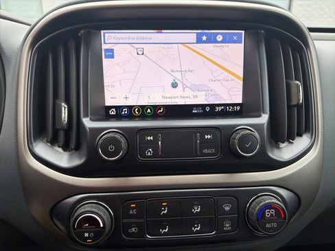 Used 2020 Chevrolet Colorado Z71 image 26