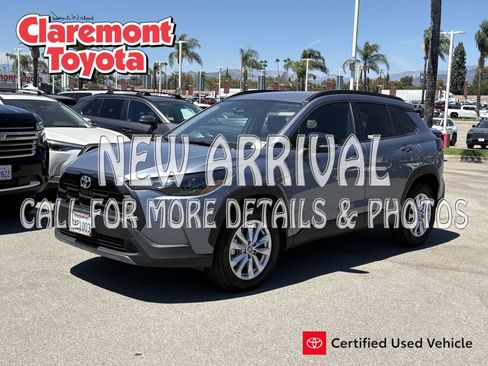 Certified 2026 Toyota Corolla Cross LE FWD image 1