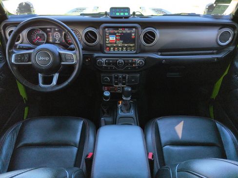 Used 2021 Jeep Gladiator Rubicon AWD/4WD image 15