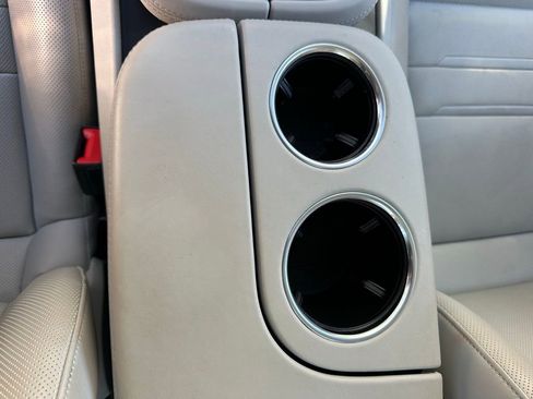 Used 2023 Porsche Panamera Platinum Edition image 28