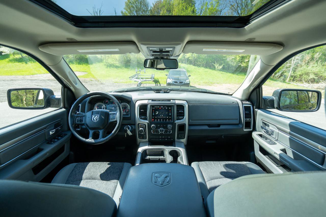 Used 2019 RAM 1500 Warlock AWD/4WD image 11