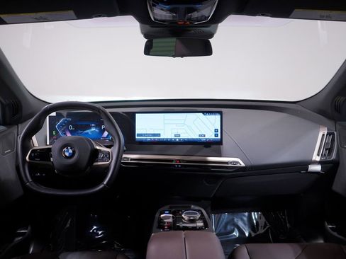 Used 2026 BMW iX xDrive45 image 10