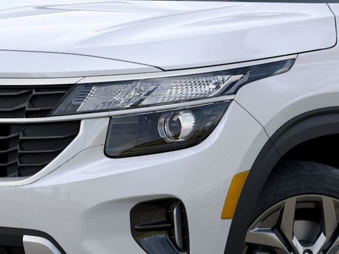 New 2026 Kia Seltos LX image 10