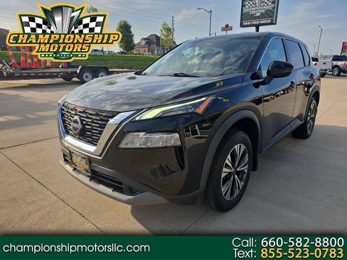 Used 2022 Nissan Rogue SV AWD/4WD image 1