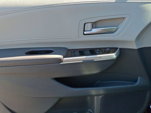 Certified 2024 Toyota Sienna XLE w/ XLE Plus Package AWD/4WD image 13