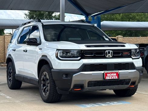 Used 2026 Honda Passport TrailSport Elite image 3