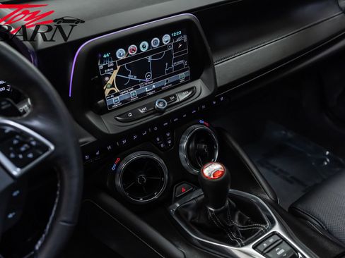 Used 2017 Chevrolet Camaro SS image 42