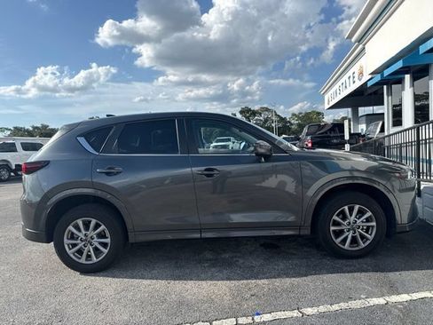 Used 2024 MAZDA CX-5 AWD 2.5 S w/ Preferred Package image 3