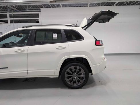 Used 2019 Jeep Cherokee High Altitude AWD/4WD image 11