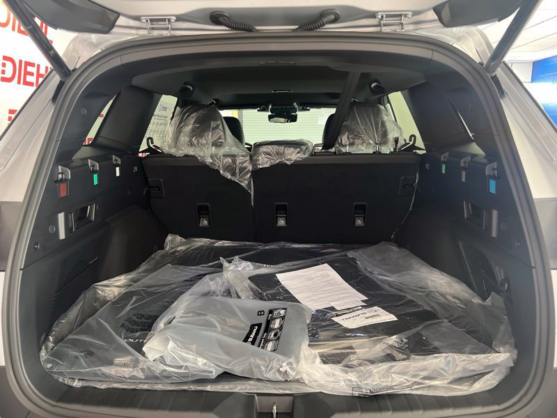 New 2026 Subaru Outback Touring XT AWD/4WD image 8