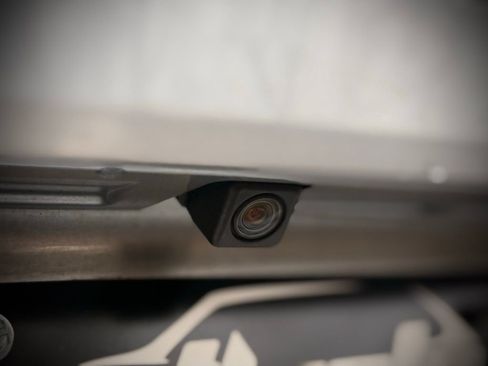 Used 2017 Subaru Legacy 2.5i Premium w/ Moonroof Package image 11