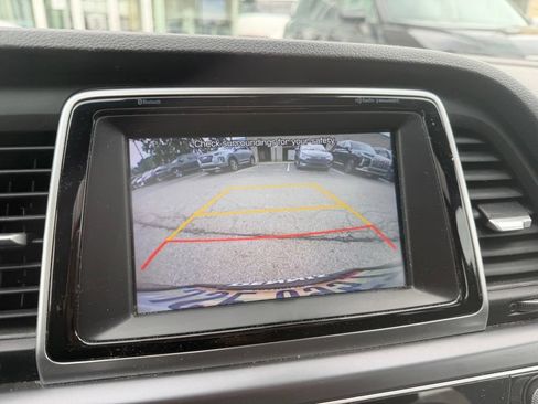 Used 2019 Hyundai Sonata Sport w/ Tech Package 03 FWD image 11