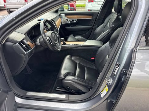 Used 2018 Volvo S90 T6 Inscription w/ Convenience Package AWD/4WD image 9