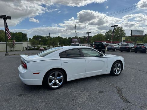 Used 2014 Dodge Charger SXT Plus image 5