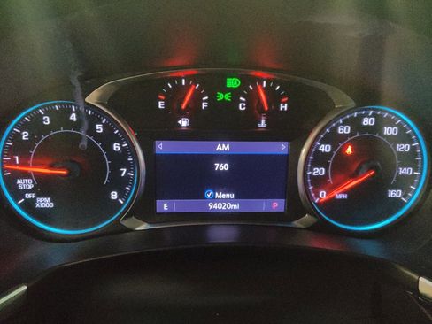 Used 2019 Chevrolet Equinox Premier FWD image 23