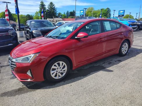 Used 2020 Hyundai Elantra SE FWD image 8