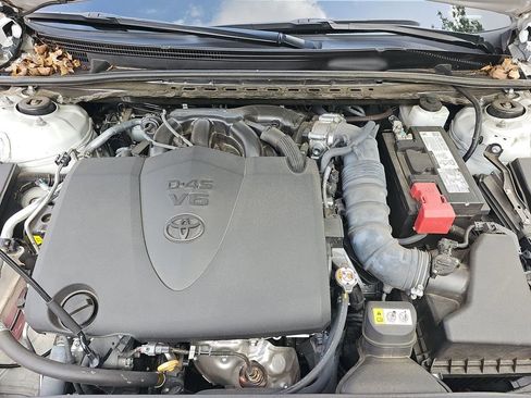 Used 2023 Toyota Camry XSE w/ Navigation Package FWD image 9