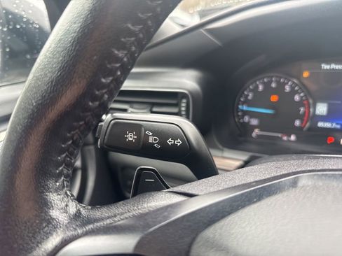 Used 2020 Ford Explorer Limited image 18