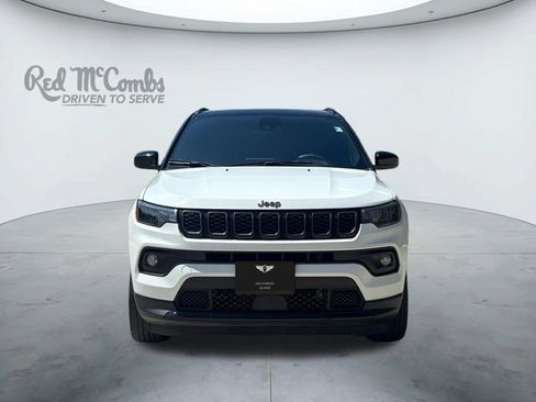 Used 2024 Jeep Compass Latitude w/ Altitude Special Edition image 8