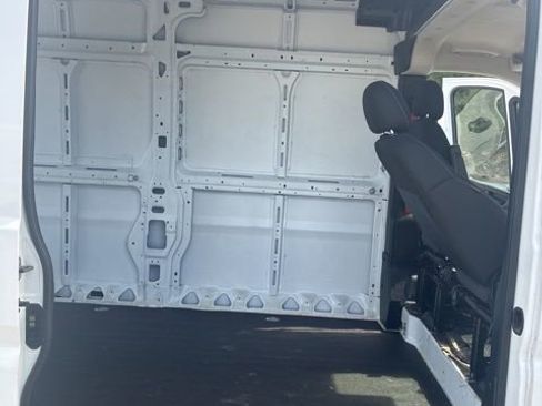 Used 2023 RAM ProMaster 3500 w/ Convenience Group FWD image 19