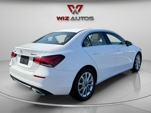 Used 2022 Mercedes-Benz A 220 4MATIC image 5