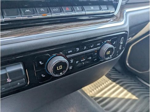 Used 2025 Chevrolet Silverado 1500 LT image 23