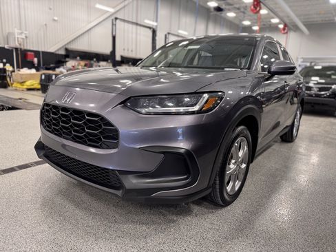 Used 2023 Honda HR-V LX image 28