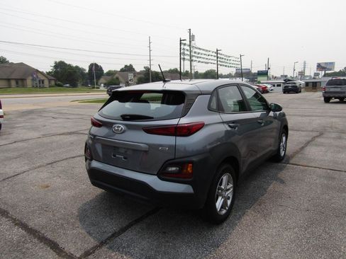 Used 2021 Hyundai Kona SE w/ Cargo Package AWD/4WD image 8