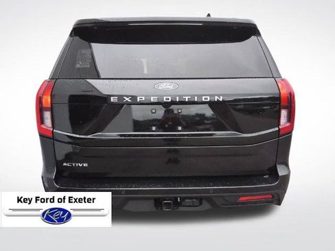 Certified 2025 Ford Expedition Active AWD/4WD image 10