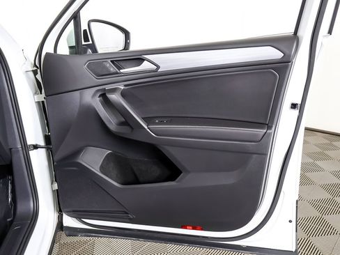 Used 2024 Volkswagen Tiguan S image 23