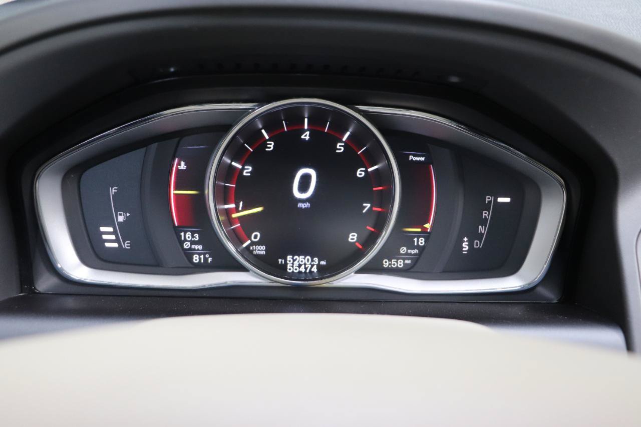 Used 2015 Volvo XC60 T6 AWD/4WD image 13