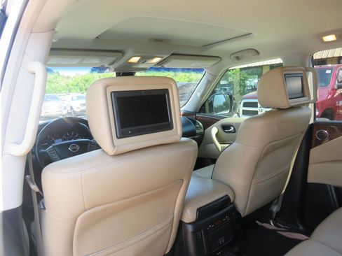 Used 2017 Nissan Armada Platinum w/ Interior Lighting Package AWD/4WD image 14