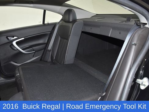 Used 2016 Buick Regal Premium FWD image 30