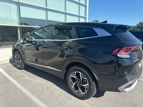 Certified 2023 Kia Sportage LX AWD/4WD image 4