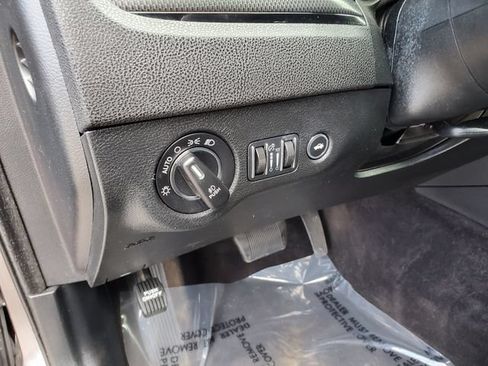 Certified 2016 Chrysler 300 S AWD/4WD image 12