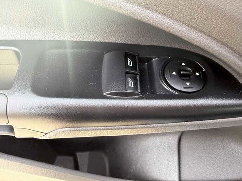 Used 2020 Ford Transit Connect XL image 12