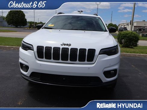 Used 2023 Jeep Cherokee Altitude Lux w/ Lux Elite Package AWD/4WD image 9
