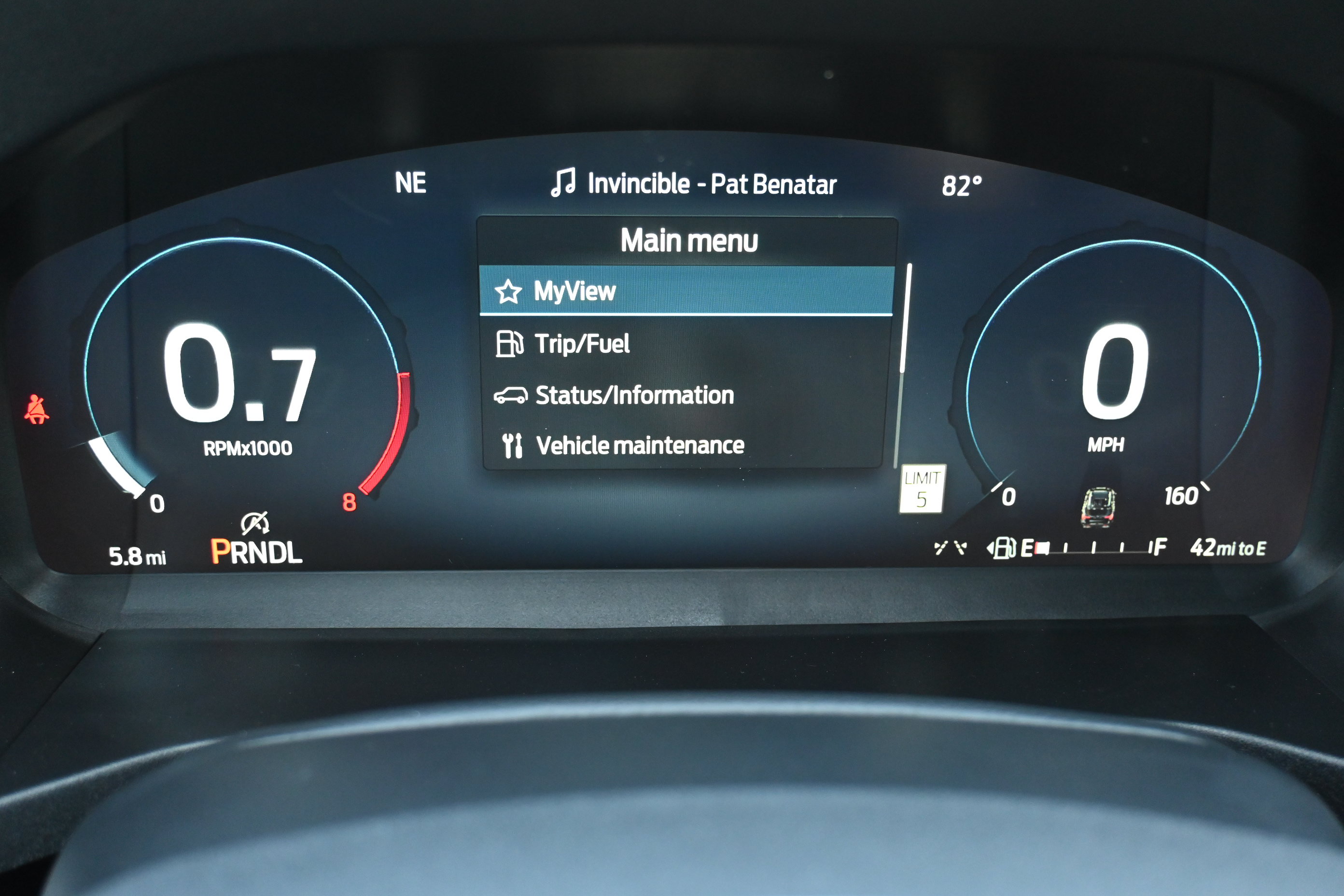 New 2027 Ford Explorer Active w/ Active Comfort Package RWD image 15