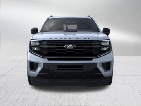 New 2026 Ford Expedition Platinum AWD/4WD image 2
