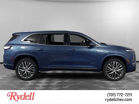 Used 2026 Buick Enclave Avenir w/ Super Cruise Package image 6