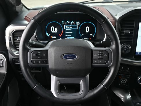 Used 2023 Ford F150 Lariat w/ Max Trailer Tow Package AWD/4WD image 17