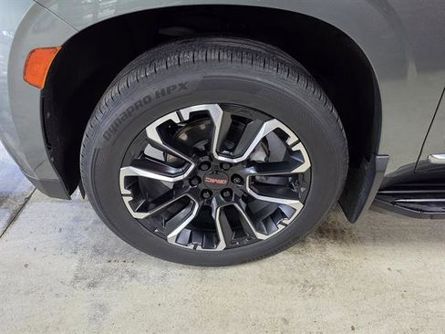 Certified 2024 GMC Yukon Denali w/ Max Trailering Package AWD/4WD image 7