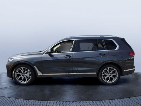 Used 2021 BMW X7 xDrive40i w/ Executive Package AWD/4WD image 3