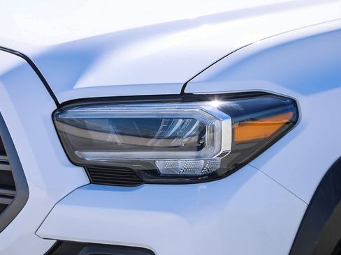 Certified 2023 Toyota Tacoma TRD Off-Road w/ Black Out Package (TMS) image 9