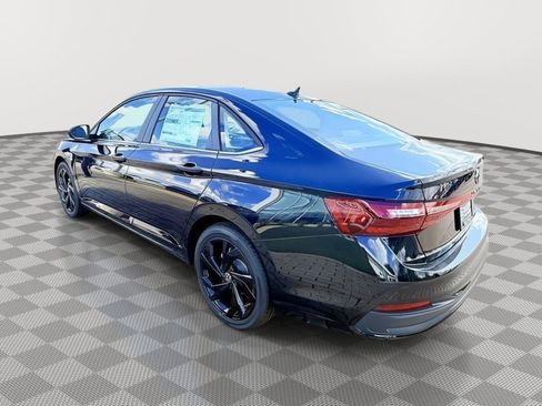 New 2025 Volkswagen Jetta SE image 6