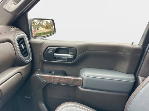 Used 2022 GMC Sierra 1500 Denali image 26